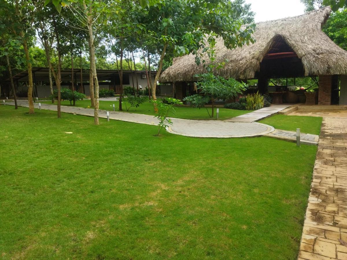 La Bonita Luxury Ecohotel Sahagun Exterior photo